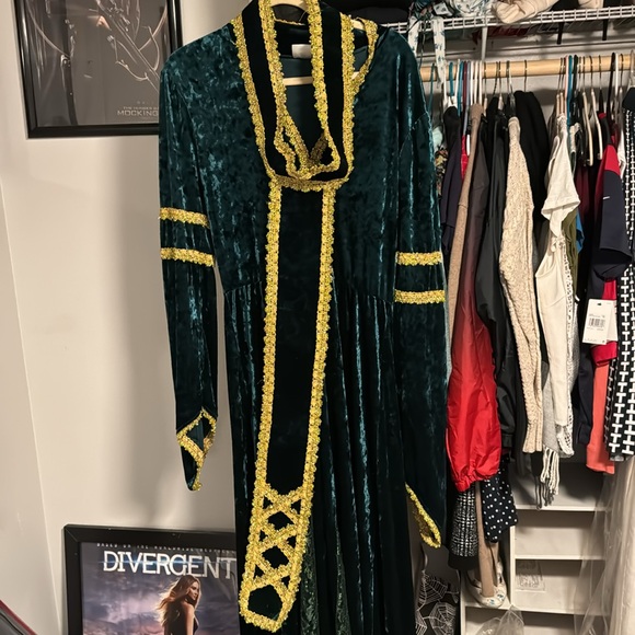 NIB spirit emerald lady costume Queen "Alicent Hightower" from House of Dragons - Picture 4 of 7